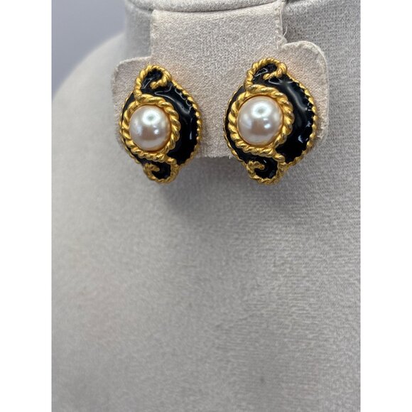 Anne Klein Vintage Gold Tone Black Enamel Faux Pearl Clip On Earrings Signed - Picture 2 of 6